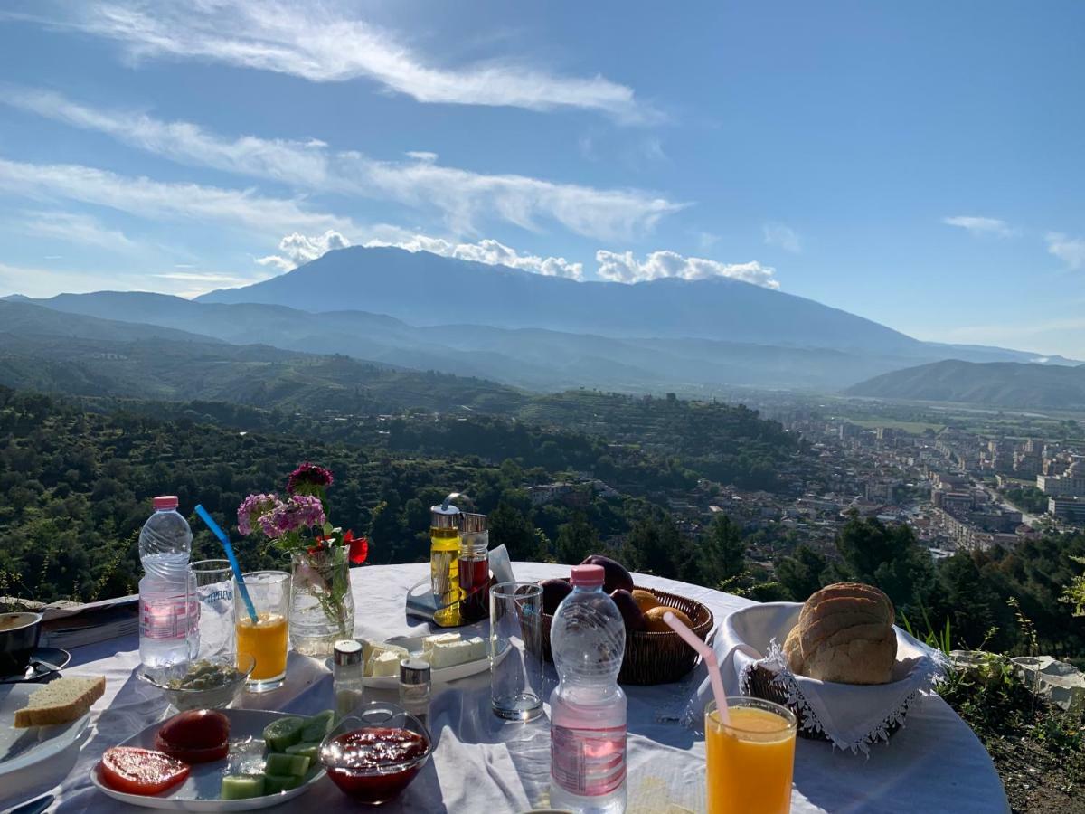 Guest House Iljesa Berat Bagian luar foto